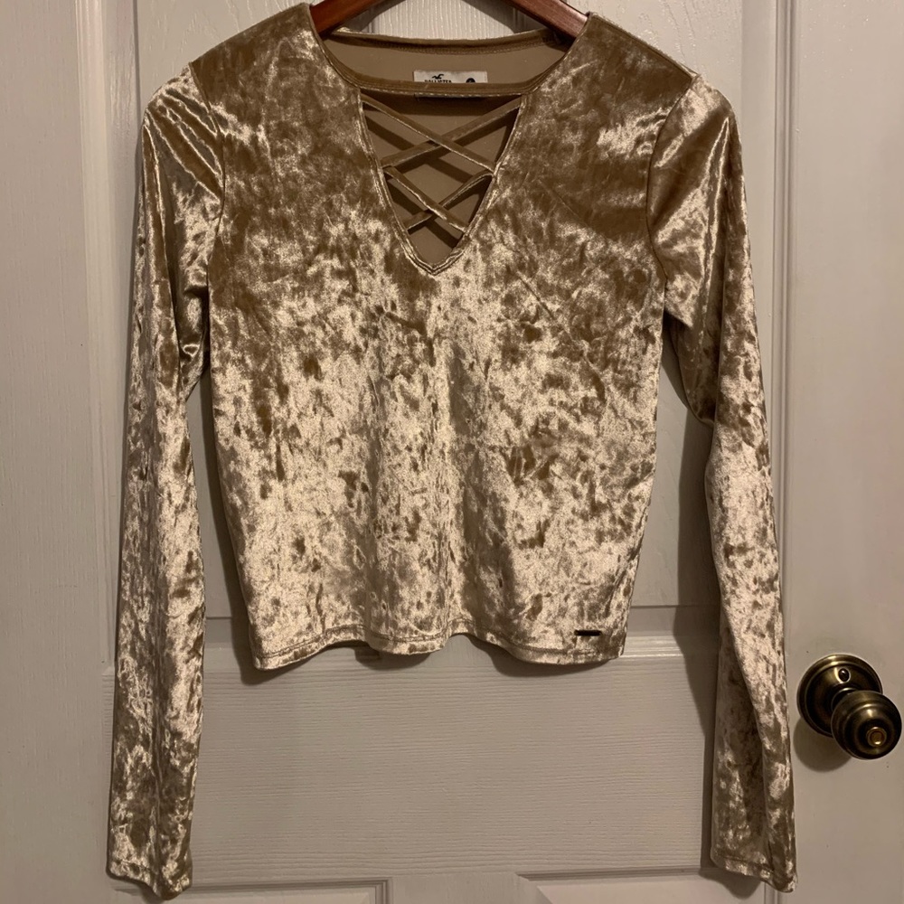 Hollister suede long sleeve crop top